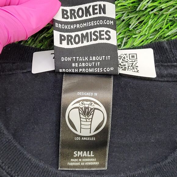 Broken-Promises Shirt Small 17x25 New-York - Picture 7 of 15